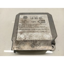 Airbag control unit | Becerril Scrap Yard