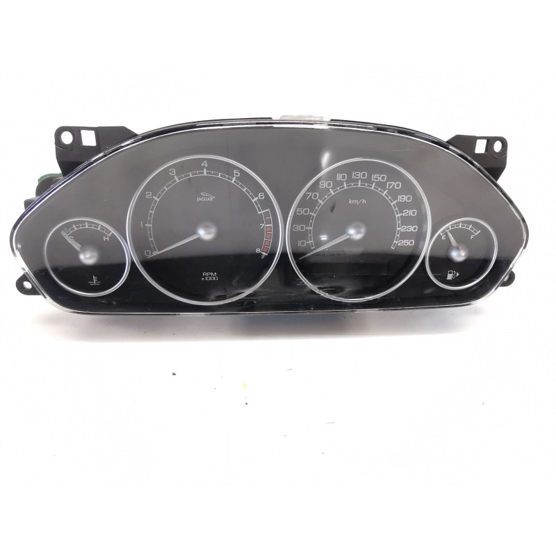 Tableau de bord Jaguar X-type I (X400) | Desguace Becerril Tableau de bord Jaguar X-type I (X400) | Desguace Becerril