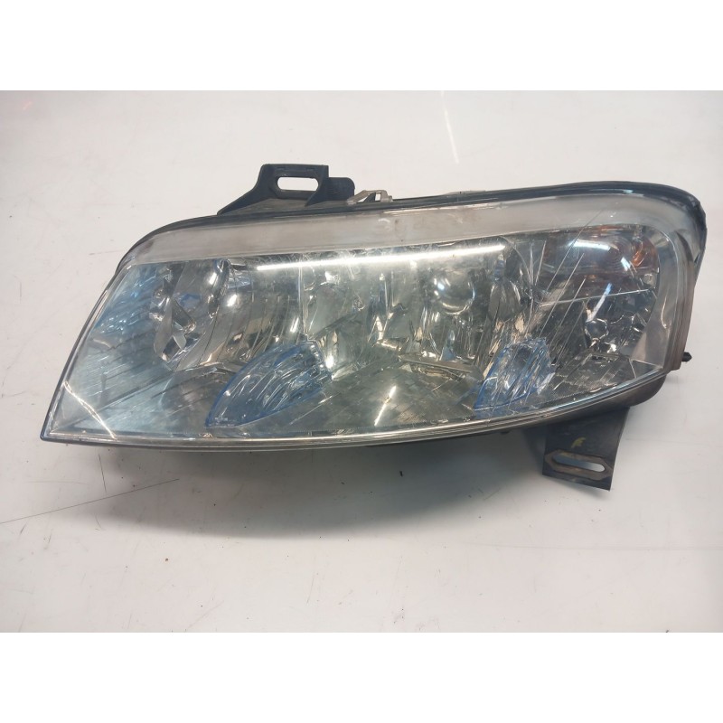 Recambio de faro izquierdo para fiat stilo (192) referencia OEM IAM 517127160  