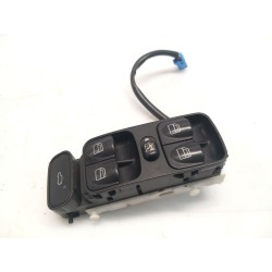 Left front window regulator Clase C (W203) | Becerril Scrap Yard