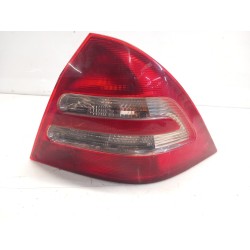 Right rear taillight Clase C (W203) | Becerril Scrap Yard