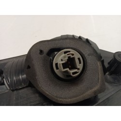 Recambio de piloto trasero central izquierdo para mitsubishi outlander ii (cw_w) 2.2 di-d 4wd referencia OEM IAM 8331A041  