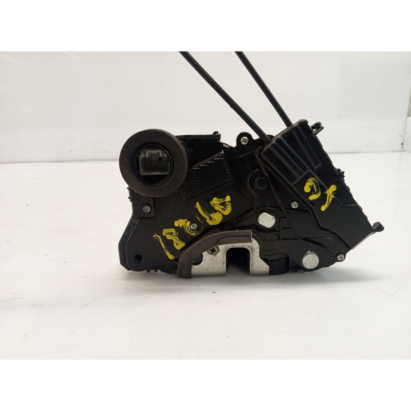 Front left door lock Toyota Yaris (KSP9/SCP9/NLP9) | Becerril Scrap Yard Front left door lock Toyota Yaris (KSP9/SCP9/NLP9) | Becerril Scrap Yard