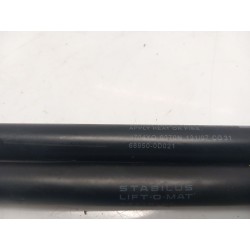 Trunk/boot lid struts Toyota Yaris (KSP9/SCP9/NLP9) | Becerril Scrap Yard