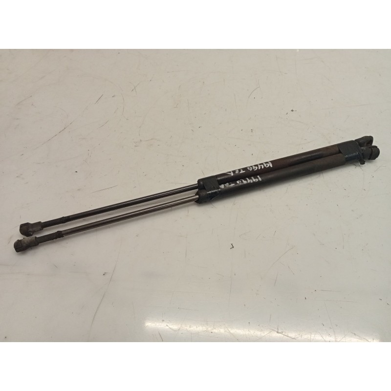 Recambio de amortiguadores maletero/ portón para audi a3 (8l1) 1.9 tdi referencia OEM IAM 8D9827552 Recambio de amortiguadores maletero/ portón para audi a3 (8l1) 1.9 tdi referencia OEM IAM 8D9827552