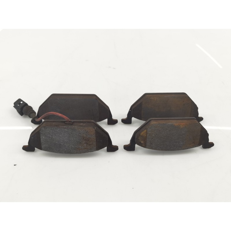 Recambio de pastillas de freno delanteras para volkswagen polo berlina (6n2) conceptline referencia OEM IAM Recambio de pastillas de freno delanteras para volkswagen polo berlina (6n2) conceptline referencia OEM IAM