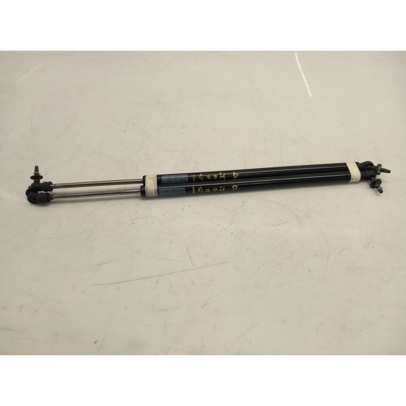 Kofferraum- / Heckklappendämpfer Chrysler Voyager IV (rg, rs) | Desguace Becerril Kofferraum- / Heckklappendämpfer Chrysler Voyager IV (rg, rs) | Desguace Becerril