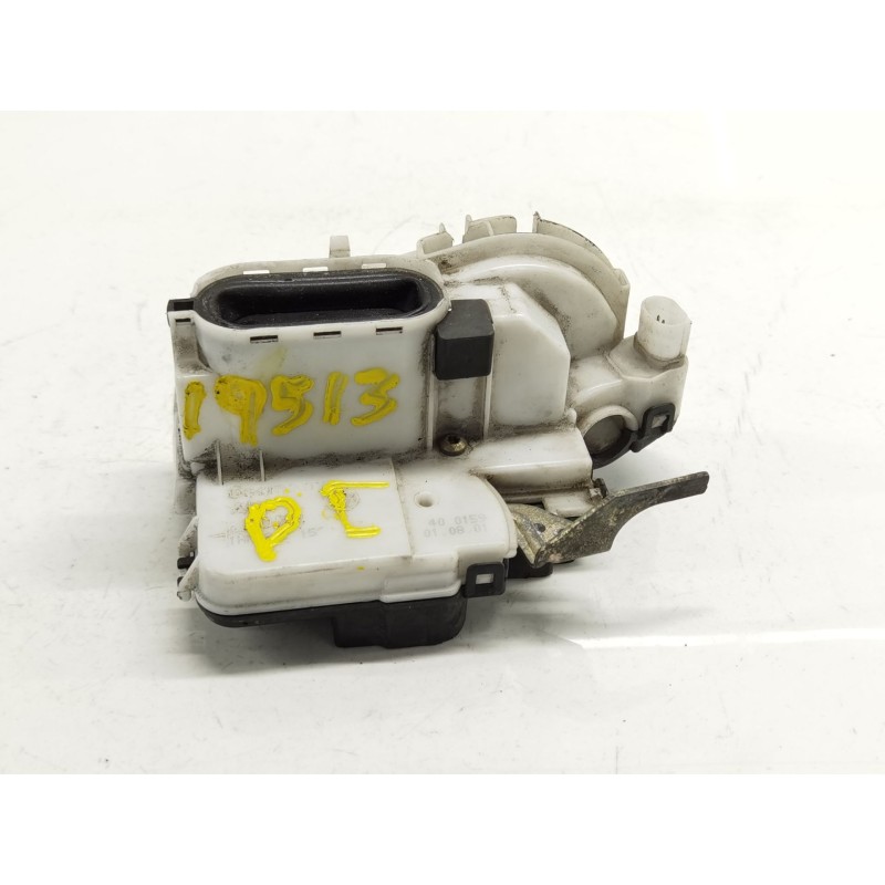 Front left door lock Volkswagen Polo (6N2) | Becerril Scrap Yard Front left door lock Volkswagen Polo (6N2) | Becerril Scrap Yard