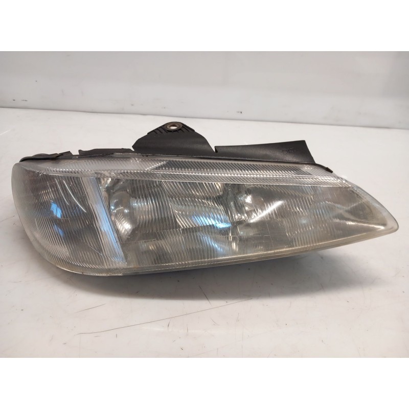 Recambio de faro derecho para peugeot 406 berlina (s1/s2) referencia OEM IAM 9616251280  0301037022