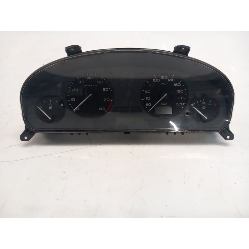 Quadro strumenti Peugeot 406 berlina (S1/S2) | Desguace Becerril Quadro strumenti Peugeot 406 berlina (S1/S2) | Desguace Becerril