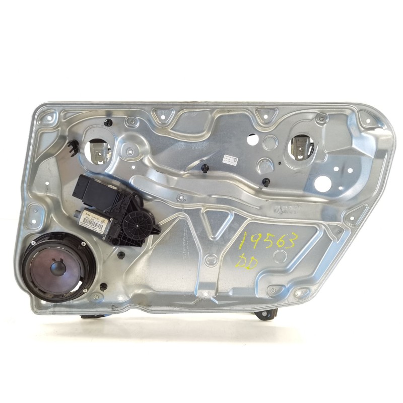 Recambio de elevalunas delantero derecho para volkswagen passat b5.5 variant (3b6) 1.9 tdi referencia OEM IAM 3B4837752HQ/3B1837 Recambio de elevalunas delantero derecho para volkswagen passat b5.5 variant (3b6) 1.9 tdi referencia OEM IAM 3B4837752HQ/3B1837