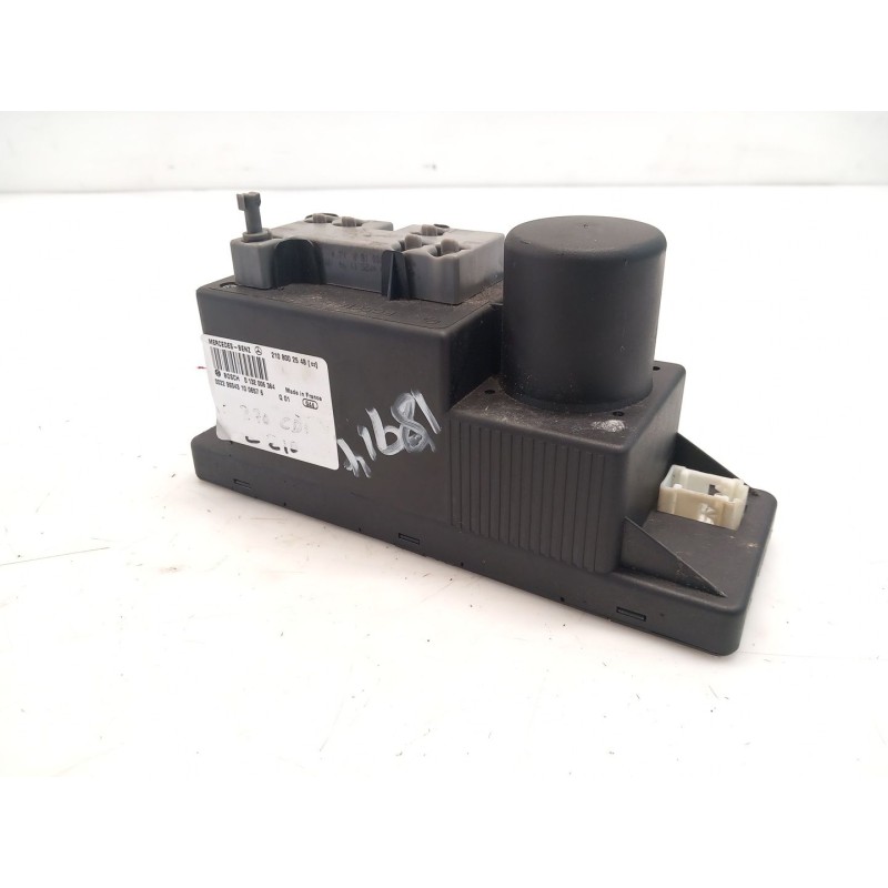 Central locking pump Clase e (W210) | Becerril Scrap Yard Central locking pump Clase e (W210) | Becerril Scrap Yard