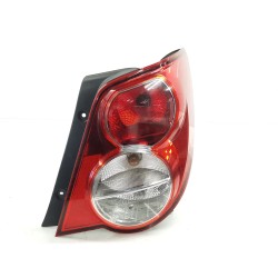 Recambio de piloto trasero derecho para chevrolet aveo sedán (t300) 1.2 referencia OEM IAM 96830976  