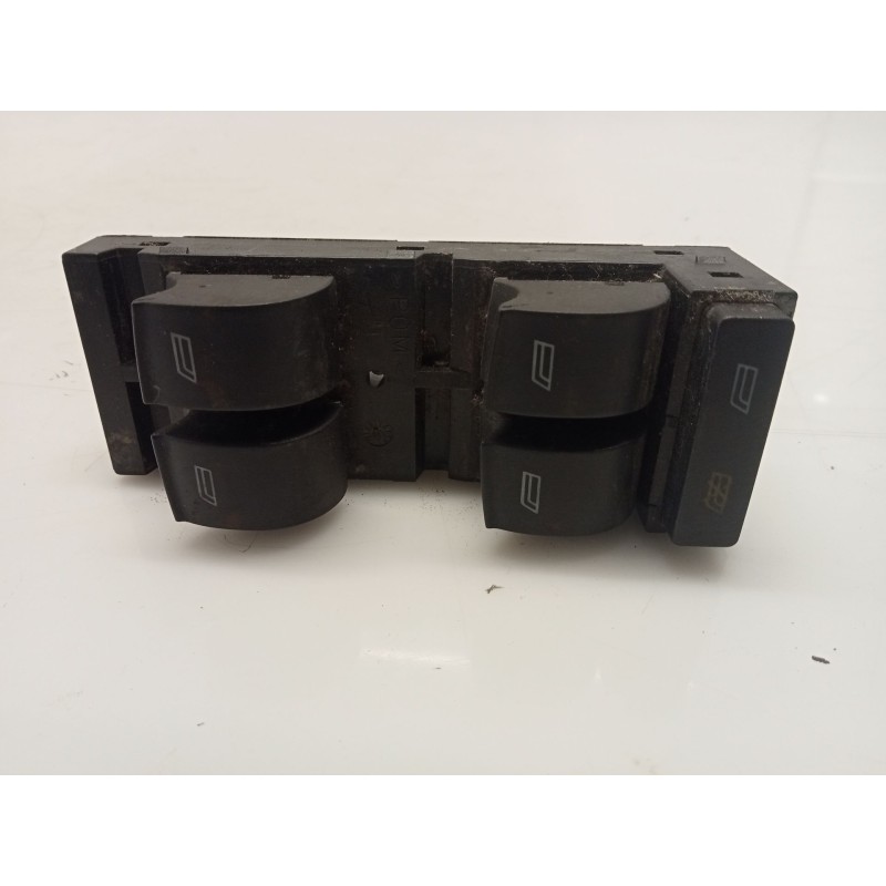 Commande de lève-vitre avant gauche Audi A3 (8L) | Desguace Becerril Commande de lève-vitre avant gauche Audi A3 (8L) | Desguace Becerril
