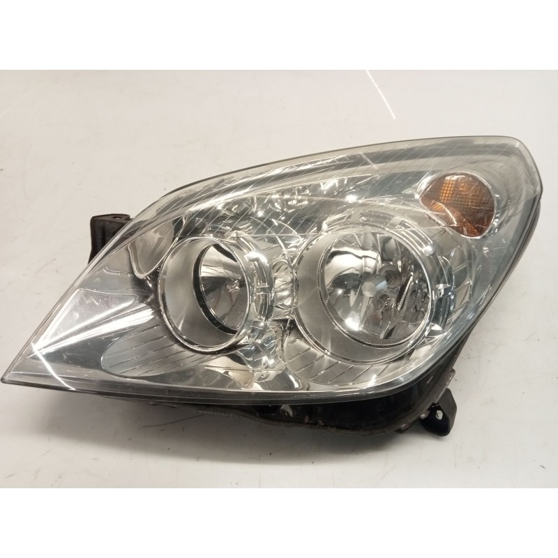 Faro sinistro Opel Astra h (A04) | Desguace Becerril Faro sinistro Opel Astra h (A04) | Desguace Becerril