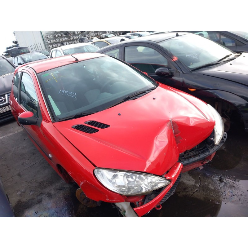 Elenco delle parti per Peugeot 206 hatchback (2A/C) 1.4 i Gasolina dell'anno 2003 con motore KFW (TU3A),KFW (TU3JP),KFX (TU3JP) Elenco delle parti per Peugeot 206 hatchback (2A/C) 1.4 i Gasolina dell'anno 2003 con motore KFW (TU3A),KFW (TU3JP),KFX (TU3JP)