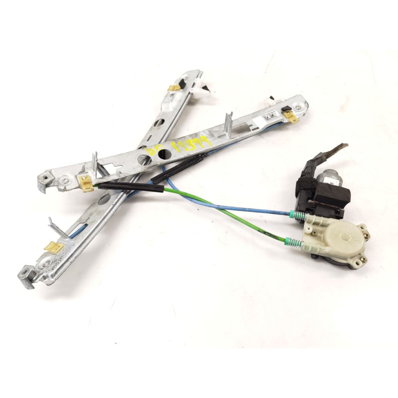 Recambio de elevalunas delantero derecho para renault megane ii (bm0/1_, cm0/1_) 1.6 16v (bm0c, cm0c) referencia OEM IAM 1280004 Recambio de elevalunas delantero derecho para renault megane ii (bm0/1_, cm0/1_) 1.6 16v (bm0c, cm0c) referencia OEM IAM 1280004