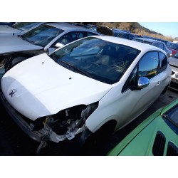 Elenco delle parti per Peugeot 208 I (CA_, CC_) 1.2 VTI 82 Gasolina dell'anno 2013 con motore HMZ (EB2),HMZ (EB2F)