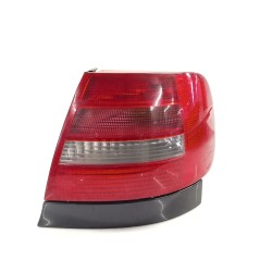 Right rear taillight Audi A4 B5 (8D2) | Becerril Scrap Yard