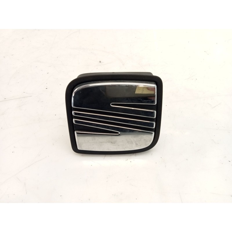 Recambio de maneta exterior portón para seat ibiza iv sc (6j1, 6p5) 1.2 tdi referencia OEM IAM 6J4827565 Recambio de maneta exterior portón para seat ibiza iv sc (6j1, 6p5) 1.2 tdi referencia OEM IAM 6J4827565
