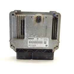 Engine control unit (ECU) Opel Vectra C station wagon (Z02) | Becerril Scrap Yard