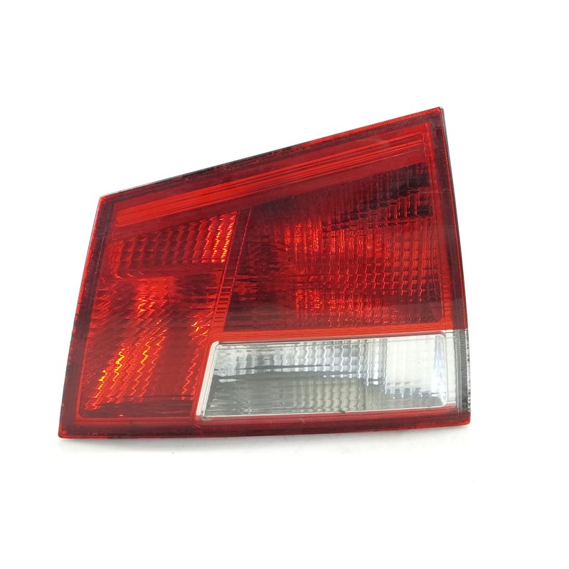 Recambio de piloto trasero central derecho para opel vectra c station wagon (z02) 1.9 cdti (f35) referencia OEM IAM 24469464  