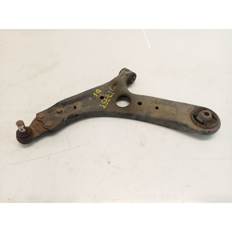 Bras de suspension inférieur avant gauche KIA Cee'D | Desguace Becerril Bras de suspension inférieur avant gauche KIA Cee'D | Desguace Becerril
