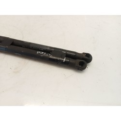 Trunk/boot lid struts KIA Cee'D | Becerril Scrap Yard