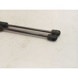 Trunk/boot lid struts KIA Cee'D | Becerril Scrap Yard