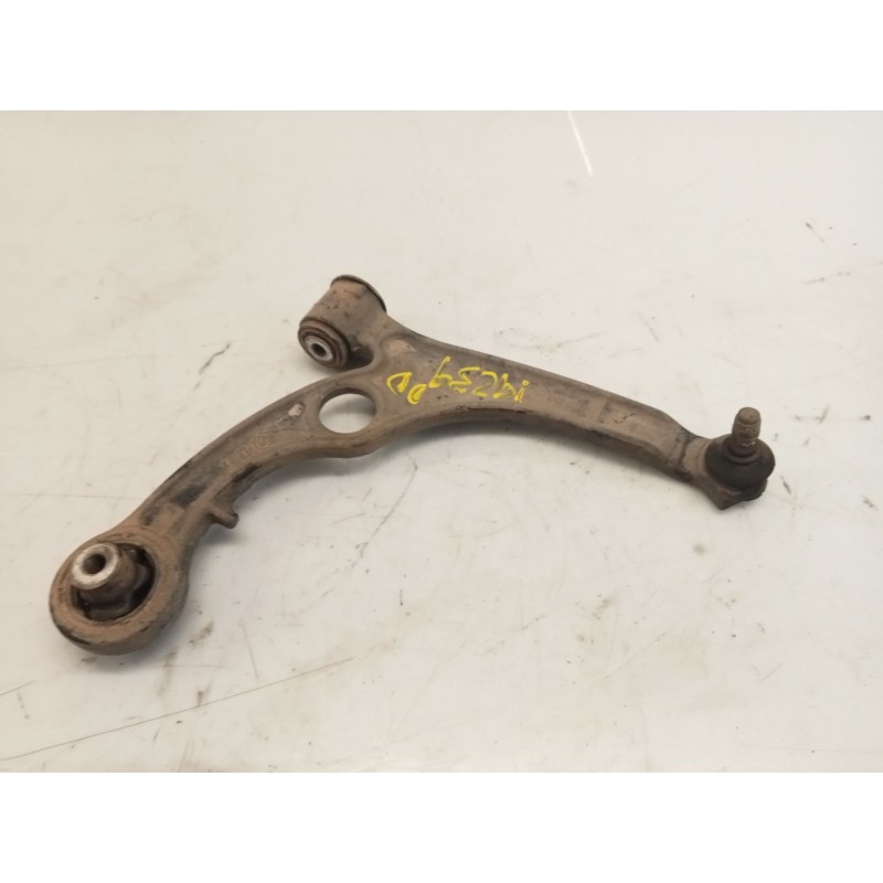 Recambio de brazo suspensión inferior delantero derecho para fiat stilo (192_) 2.4 20v (192_xd1a, 192axd12) referencia OEM IAM  