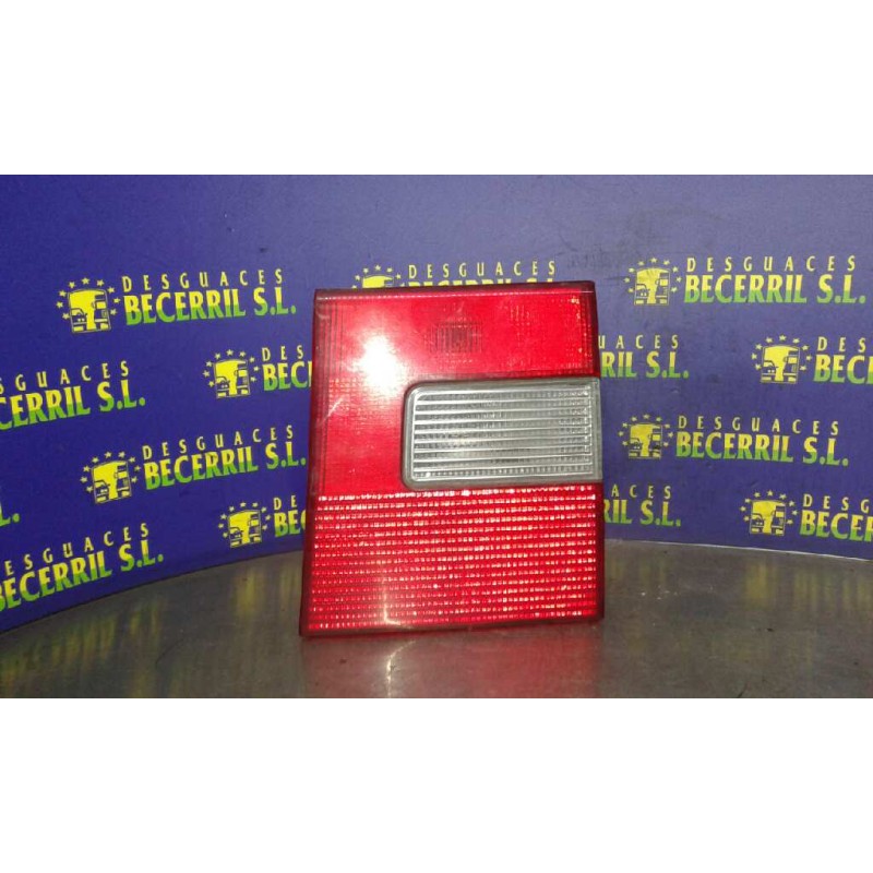 Recambio de piloto trasero central derecho para citroen evasion 1.9 td x referencia OEM IAM Recambio de piloto trasero central derecho para citroen evasion 1.9 td x referencia OEM IAM