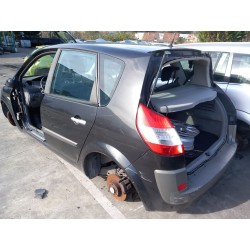 Elenco delle parti per Renault scenic II Luxe Dynamique Diesel dell'anno 2002 con motore F9QB8