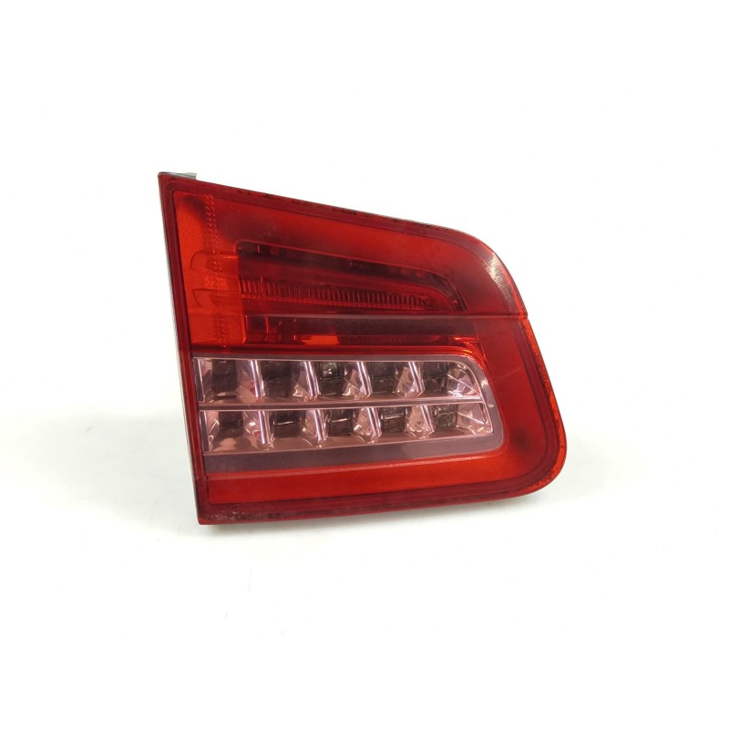 Left central rear light CITROEN C5 berlina | Becerril Scrap Yard Left central rear light CITROEN C5 berlina | Becerril Scrap Yard