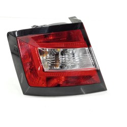Recambio de piloto trasero izquierdo para skoda fabia iii (nj3) 1.0 referencia OEM IAM 6V6945111/6V6945257/6V6945095 62421901 