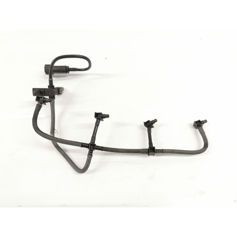 Recambio de tuberías de gasoil y retorno para ford focus turnier (cb4) trend referencia OEM IAM 4R8Q9F951AA  