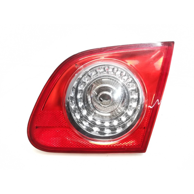 Right central rear light Volkswagen Passat B6 (3C2) | Becerril Scrap Yard Right central rear light Volkswagen Passat B6 (3C2) | Becerril Scrap Yard