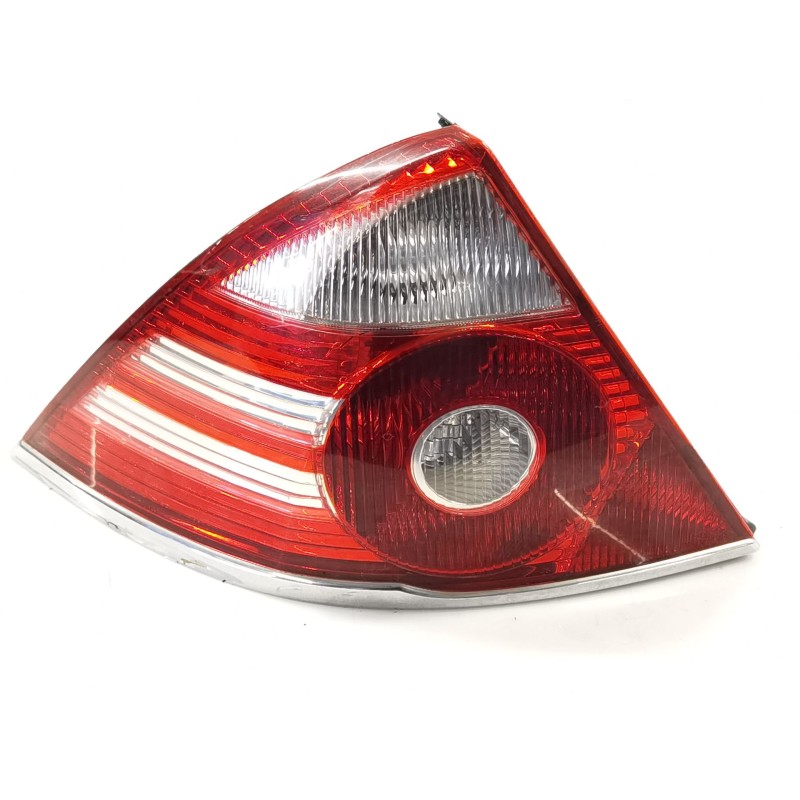Recambio de piloto trasero izquierdo para ford mondeo iii (b5y) 2.0 tdci referencia OEM IAM 6S7113405A  