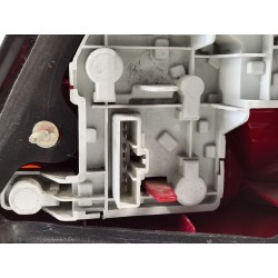Piloto traseiro esquerdo Ford Mondeo III (B5Y) | Desguace Becerril