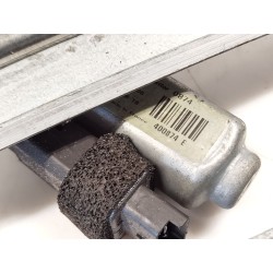 Recambio de elevalunas delantero izquierdo para renault megane ii coupé-cabriolet (em0/1_) 1.9 dci referencia OEM IAM 8201010930