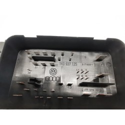 Relay / fuse box Volkswagen Touran (1T1, 1T2) | Becerril Scrap Yard