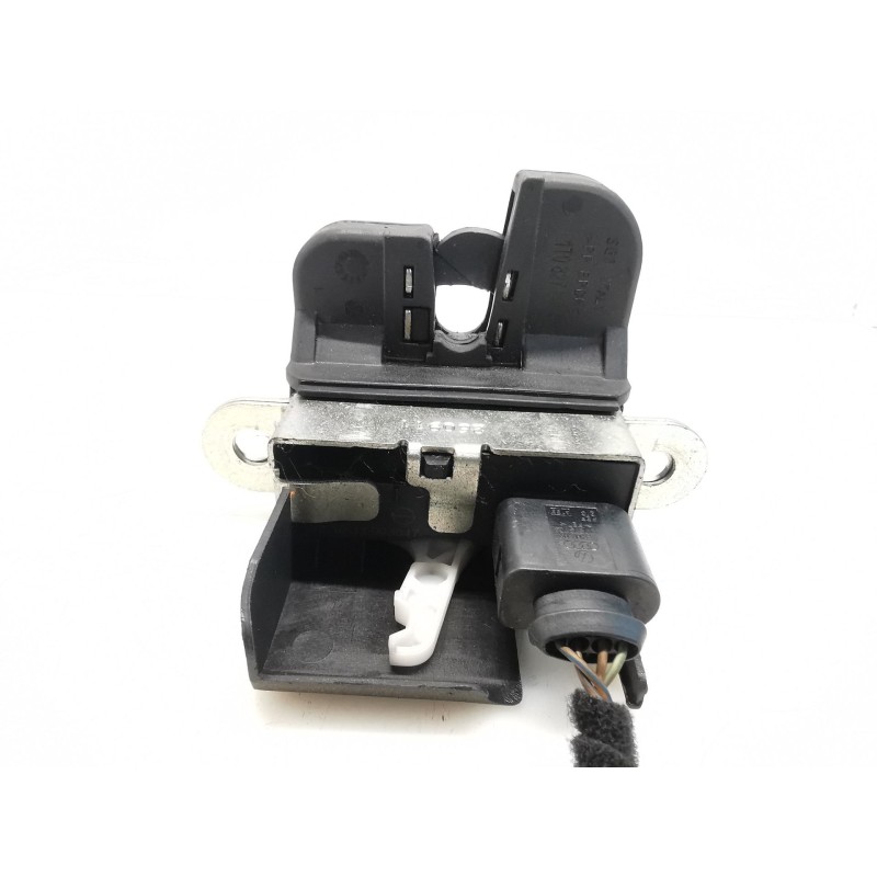 Trunk / tailgate lock Volkswagen Touran (1T1, 1T2) | Becerril Scrap Yard Trunk / tailgate lock Volkswagen Touran (1T1, 1T2) | Becerril Scrap Yard
