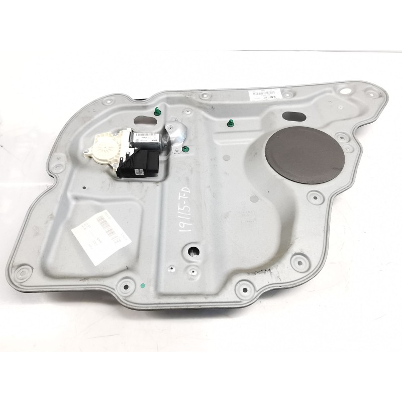 Right rear window lifter Volkswagen Touran (1T1, 1T2) | Becerril Scrap Yard Right rear window lifter Volkswagen Touran (1T1, 1T2) | Becerril Scrap Yard