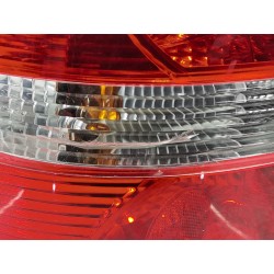 Piloto traseiro esquerdo Volkswagen Touran (1T1, 1T2) | Desguace Becerril