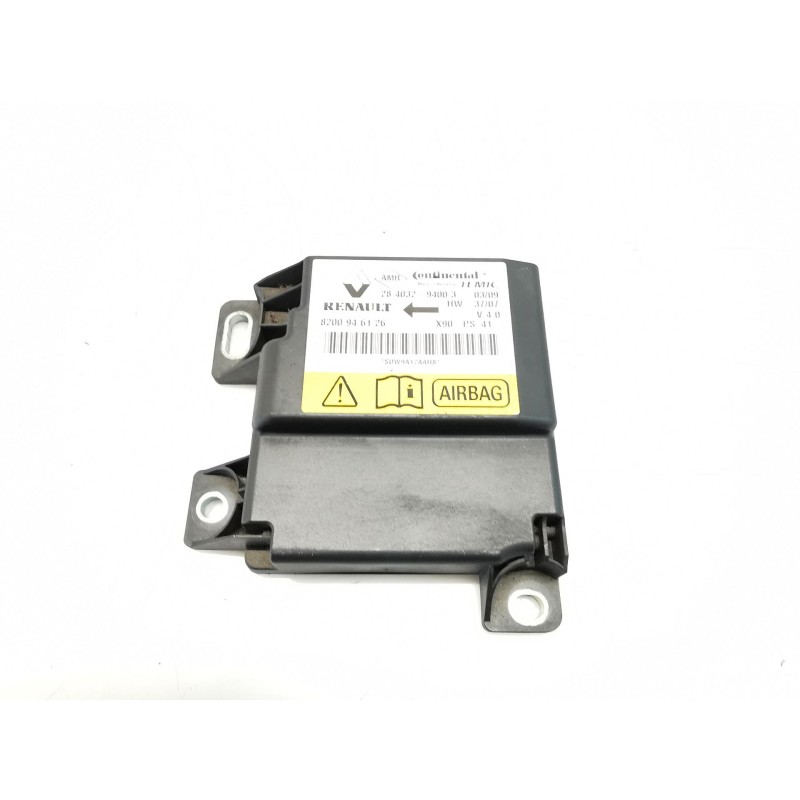Recambio de centralita airbag para dacia sandero ambiance referencia OEM IAM 8200946126  