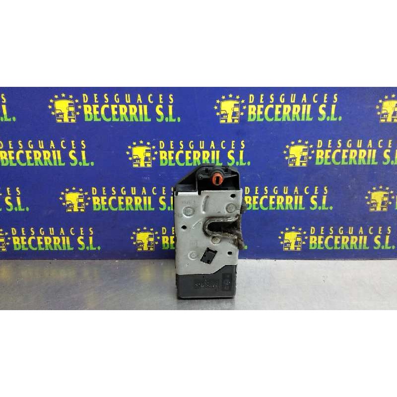 Recambio de cerradura puerta trasera derecha para opel corsa c club referencia OEM IAM 24414139  