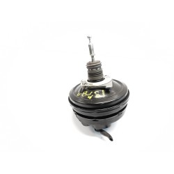 Brake booster Volkswagen Passat berlina (3B3) | Becerril Scrap Yard