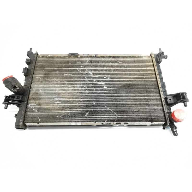 Recambio de radiador agua para opel corsa c referencia OEM IAM 8038845  