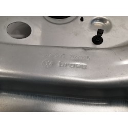 Alzacristallo anteriore sinistro Volkswagen Passat berlina (3B3) | Desguace Becerril