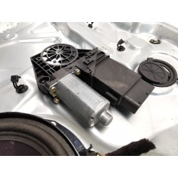 Recambio de elevalunas delantero izquierdo para volkswagen passat berlina (3b3) referencia OEM IAM 3B4837755D15  
