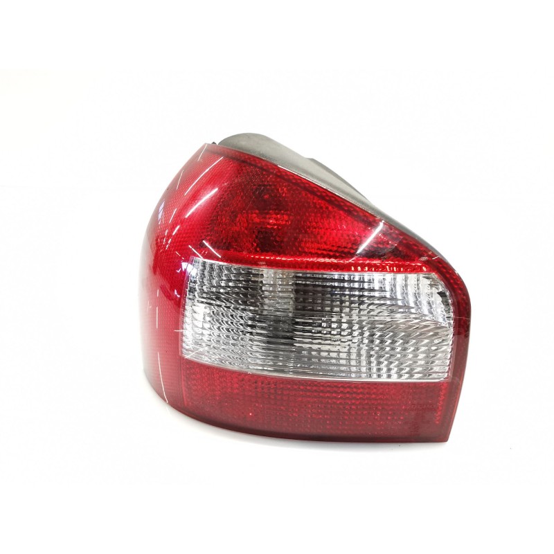 Fanale posteriore sinistro Audi A3 (8L) | Desguace Becerril Fanale posteriore sinistro Audi A3 (8L) | Desguace Becerril